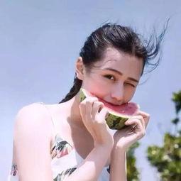 娱乐吃瓜群头像图片女生,揭秘娱乐吃瓜群头像中的魅力女生