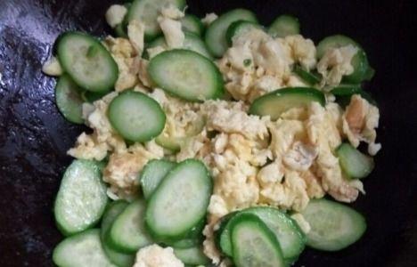 荷兰瓜今日价格,市场波动下的新鲜行情解析