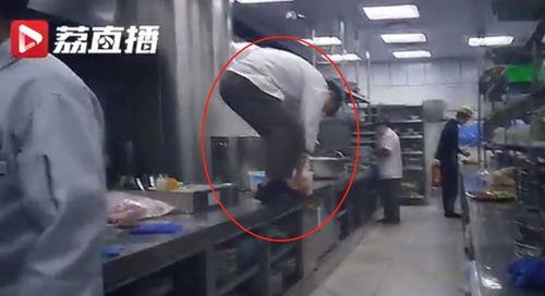 后厨完整版在线观看免费,免费在线观看完整版，揭秘美食背后的传奇故事